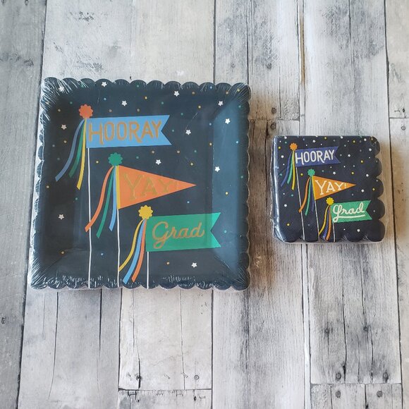 NWT - Hooray Yay Grad Graduation Dark Blue Paper Plates (12) & Napkins Set of 32 - Picture 1 of 3